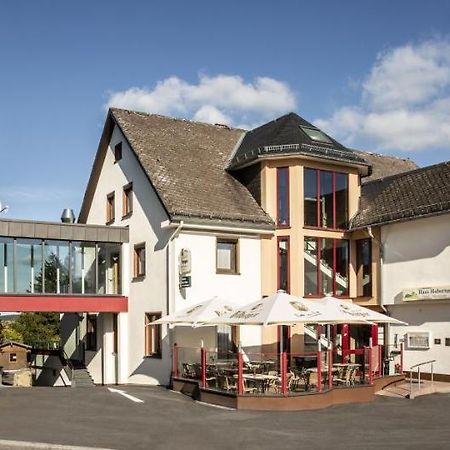 Отель Haus Hubertus Winterspelt Экстерьер фото